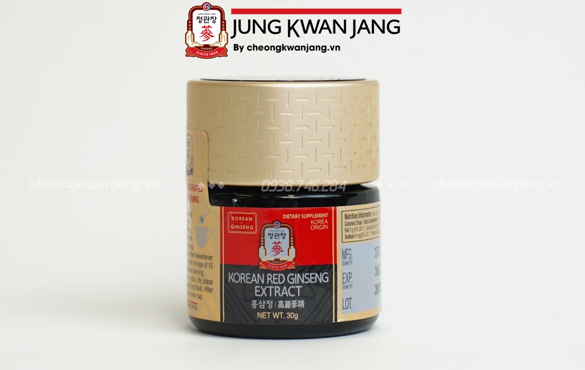 Cao hồng sâm cô đặc 30g màu nâu cánh gián đặc trưng