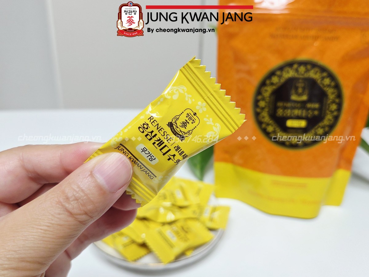 Kẹo hồng sâm Jung Kwan Jang 6 năm tuổi vị dịu nhẹ