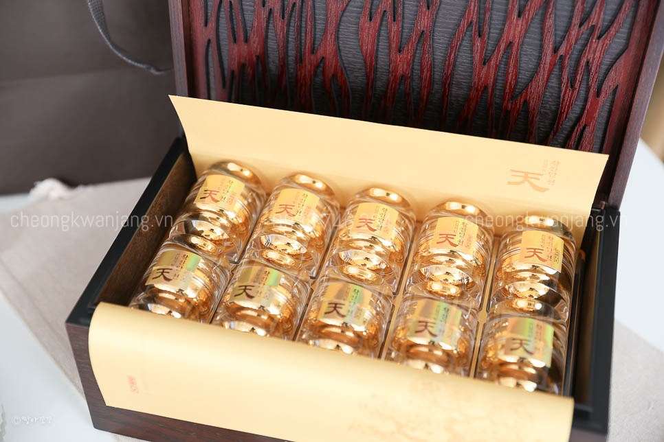 Viên Thiên Sâm Linh Đan Jung Kwan Jang Hwang Jin Dan Cheon Noble Line 4g x 20 Viên - 정관장 황진단천(天)노블라인 4g x 20환 | Cheong Kwan Jang | Cheongkwanjang.vn